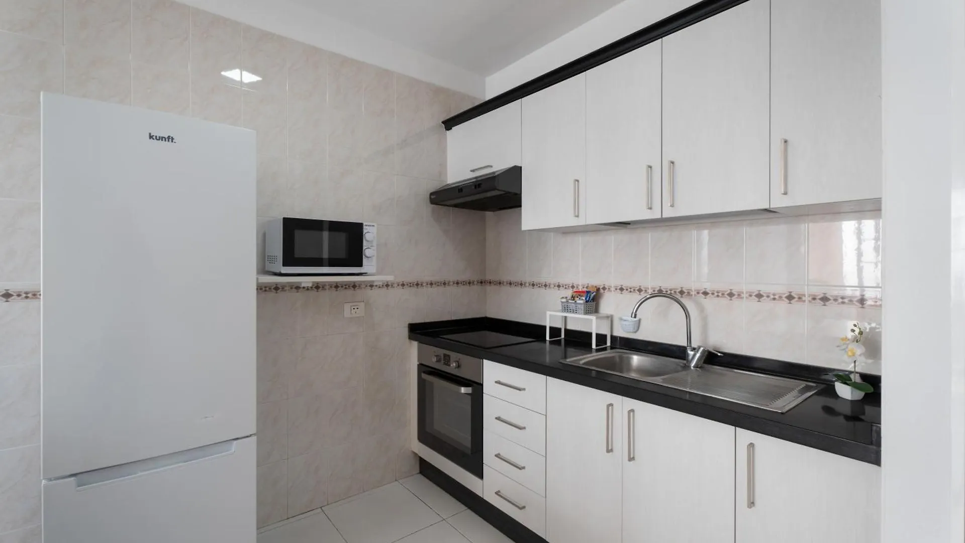Ventanita Al Atlantico Apartment El Medano  El Medano (Tenerife)